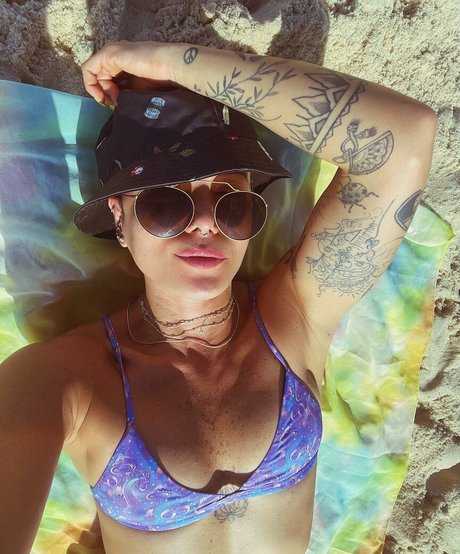 Tabata Chang sex actress img