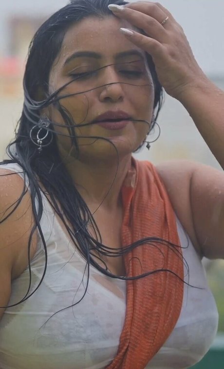 The doe eyed gurl erotic star photos