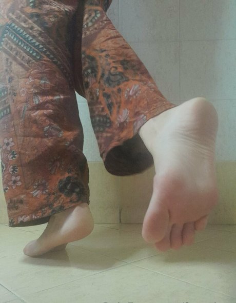 freenirvy star nudes archive