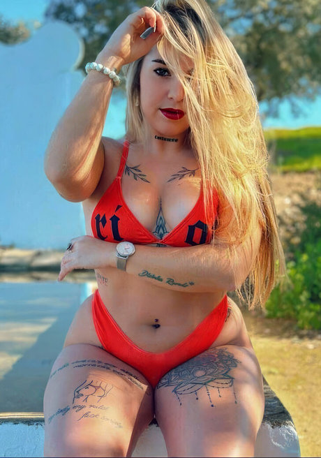 Adrii Rosado star hd pics