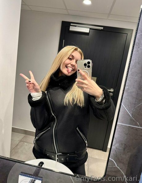 Kari i model top image