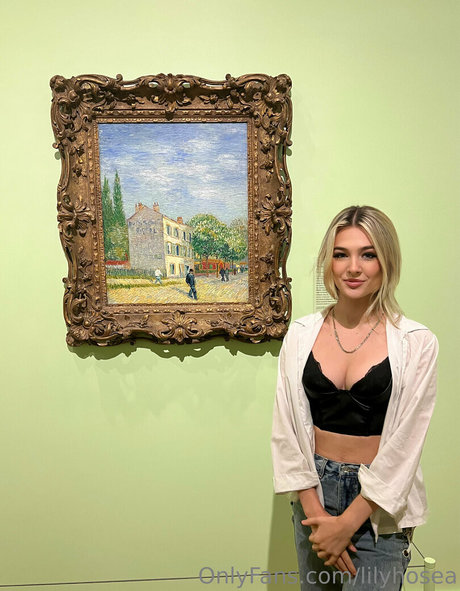 lilyhosea nudes star images