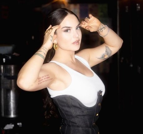 Jojo Levesque star high quality gallery