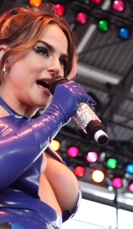 Jojo Levesque perfect model img