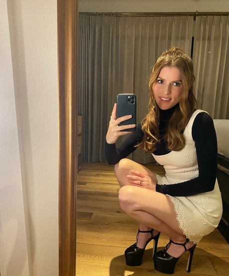 Anna Kendrick star free pic