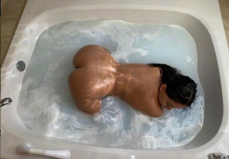 Chelsey iniguez hot actress gallery