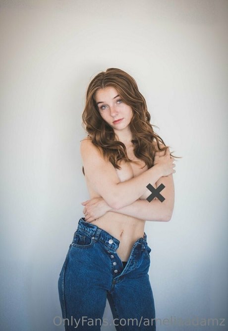 ameliaadamz pretty pornstar pic
