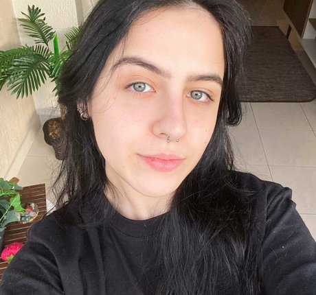 Doarda nudes actress galleries