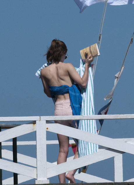 Emma Watson star hot photos