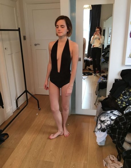 pantyhose milf onlyfans naked image