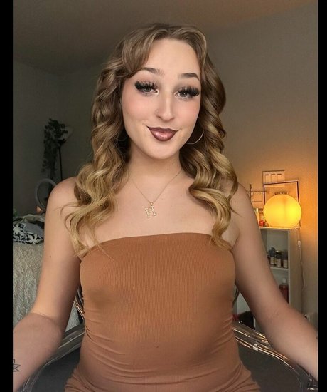 Haven Rose hd model picture