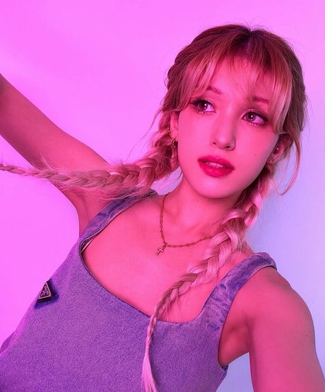 Jeon Somi sex star pictures