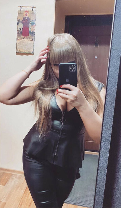 rude in life free model gallery