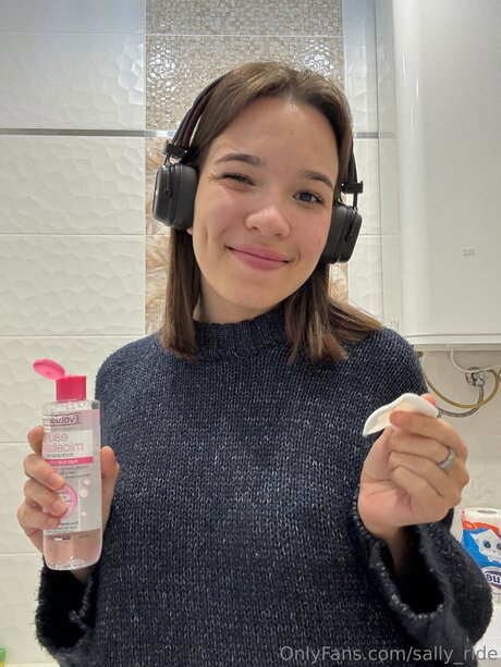 Sally Ride model naked image