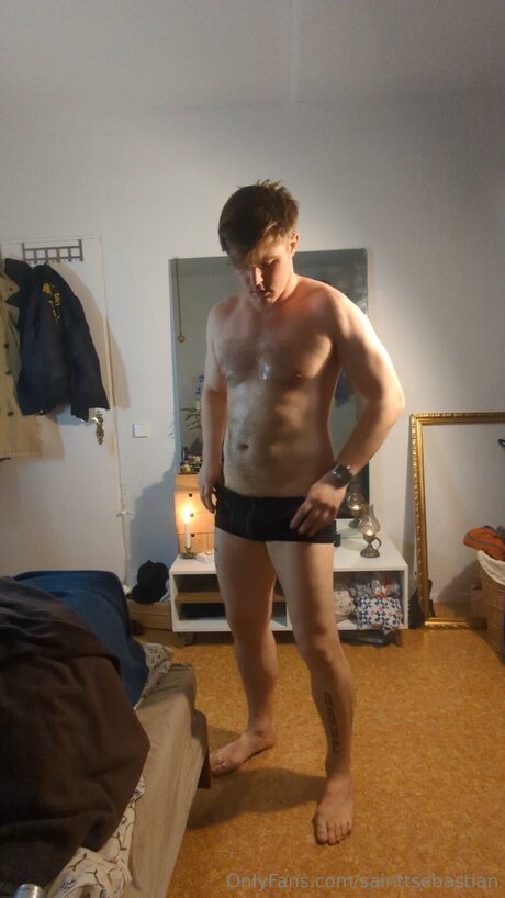 Sainttsebastian sexy pornstar pics