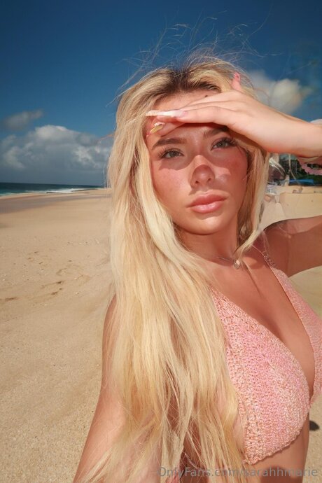 Sarahargabrite model beautiful pictures