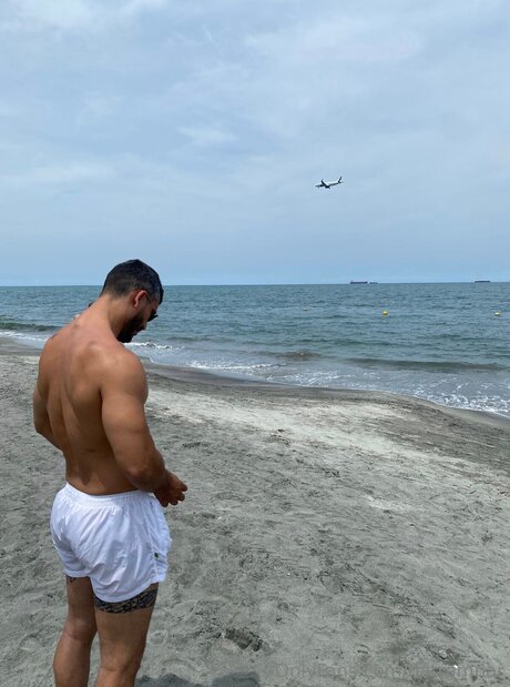 Natramnar model xxx gallery