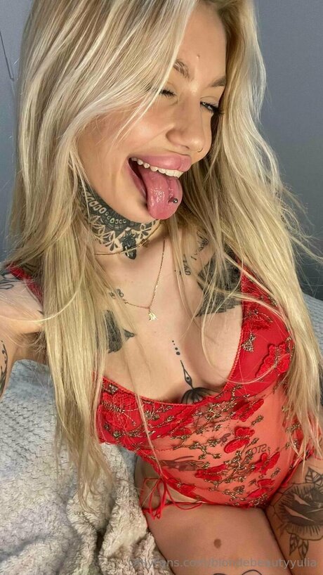 Nikolnatu star hot galleries