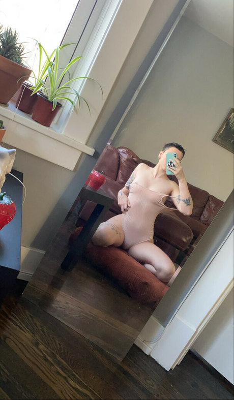 Pleasequietdown nude pornstar images