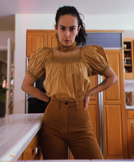 Rumer Willis hot model pictures