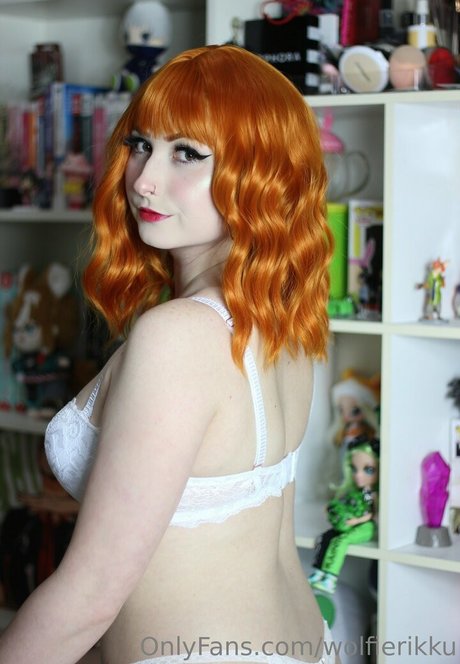 wolfierikku pornstar pretty pic