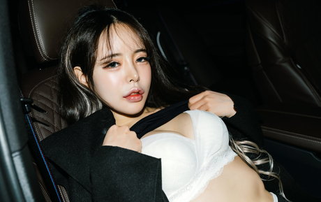 UMC MODEL pornstar erotic photos