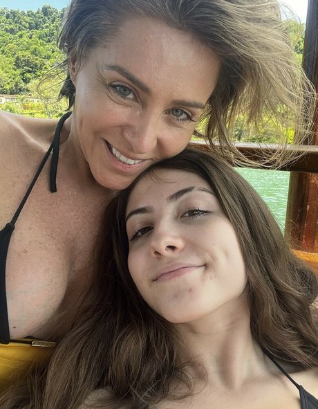 Sofia Espanha model nudes pics