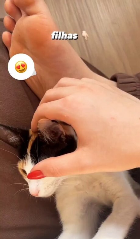 Sofia Espanha nude model pic