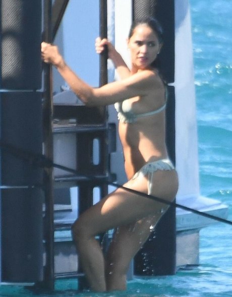 Eiza Gonzalez model nude pic