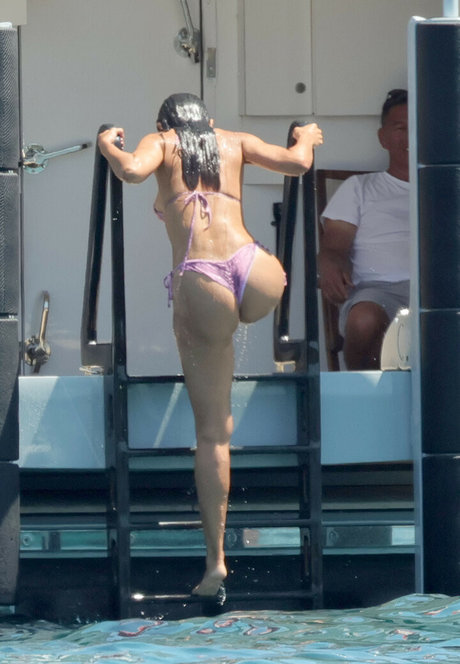 Eiza Gonzalez pornographic actress image