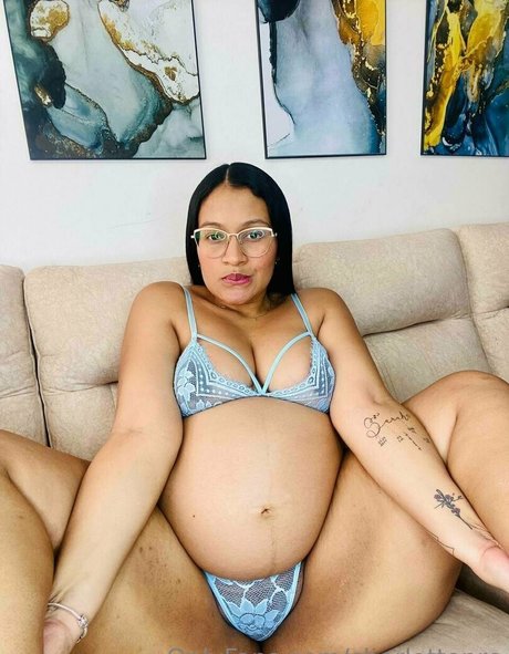 charlottepre perfect model gallery