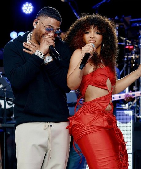 Chloe Bailey model hd galleries