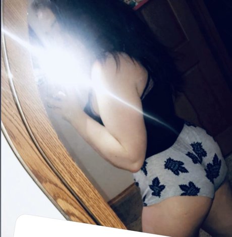 idkkat95 actress image