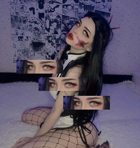 Lyraleiq star pornographic photo