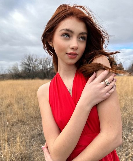 Sicily Rose pornographic actress image