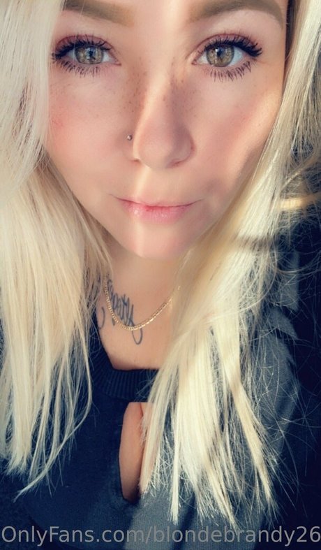 blondebrandy269 nude star photo