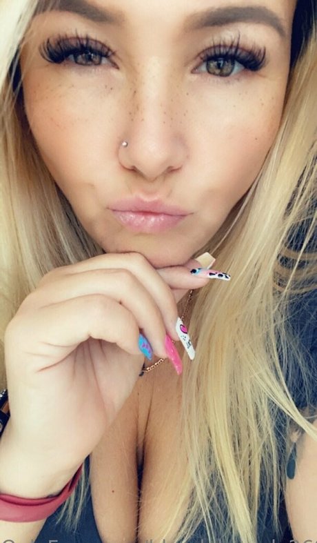 blondebrandy269 xxx star photo