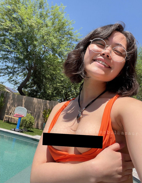 erikasvenusaur hd star pic