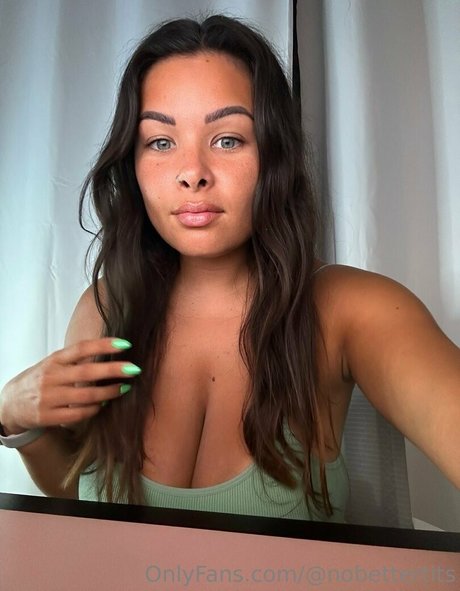 nobettertits model nudes img