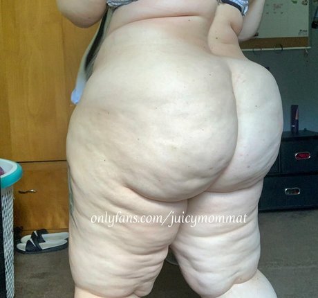 JuicymommaT exclusive star picture