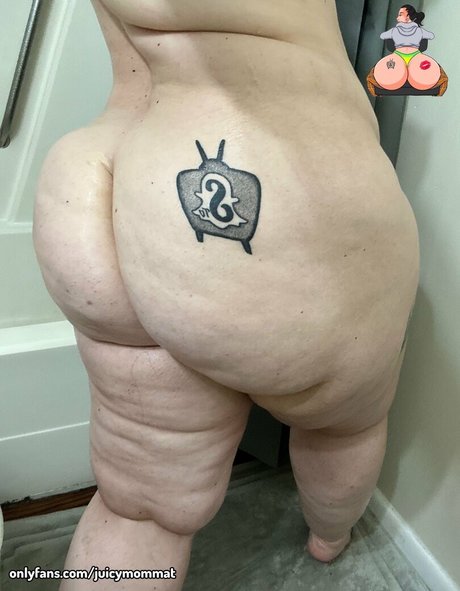 JuicymommaT free model pics