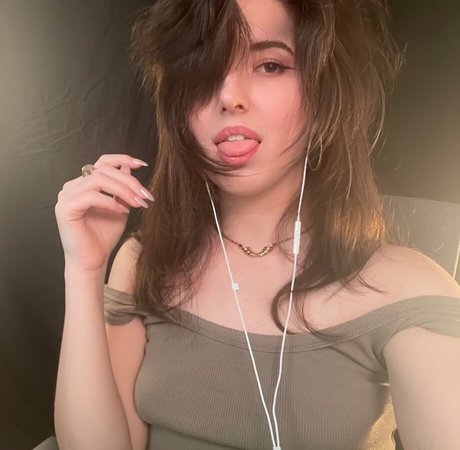 Slight Sounds model nudes pics