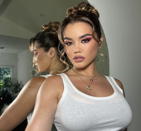 Paris Berelc sex actress pictures