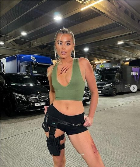 Sian Owen model art img