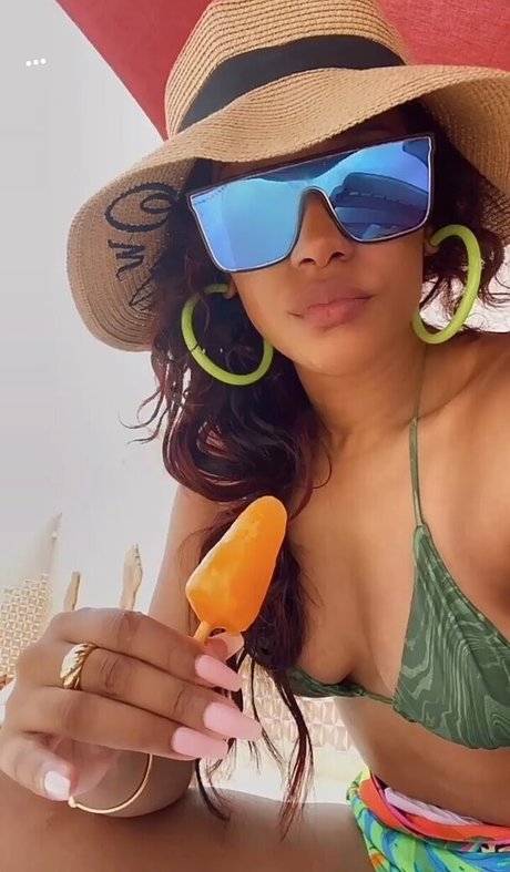 Candice Patton nude actress image