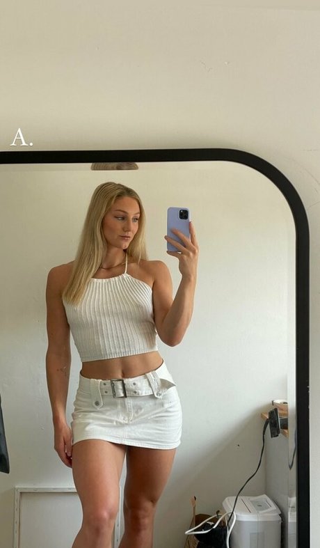 Molly Caudery star xxx picture