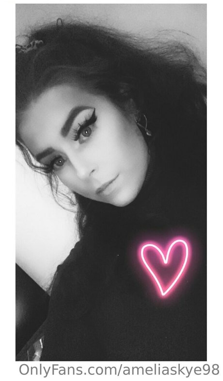 ameliaskye98 hd model img