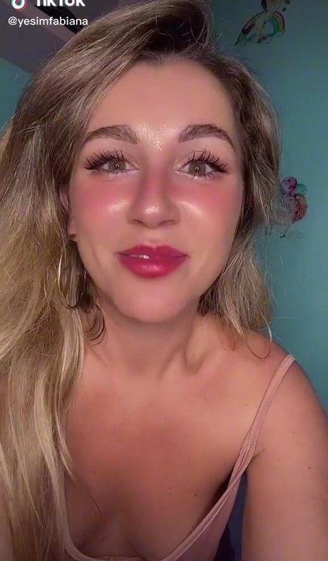 yesimfabiana xxx actress galleries