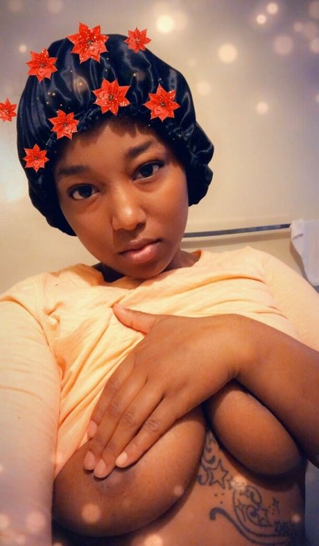 volaprettykitty sexy actress photos