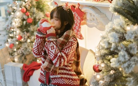 umekoj0910 model erotic pics